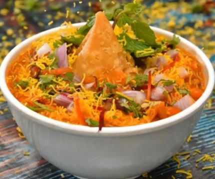 Samosa Chaat (veg)