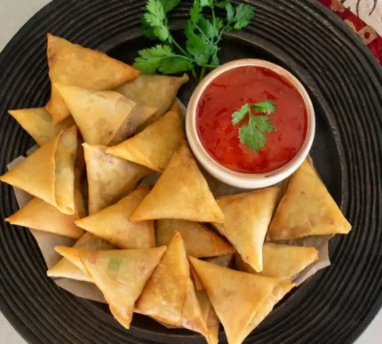 Samosa (3 Pcs) (Aloo/Chicken/Beef)